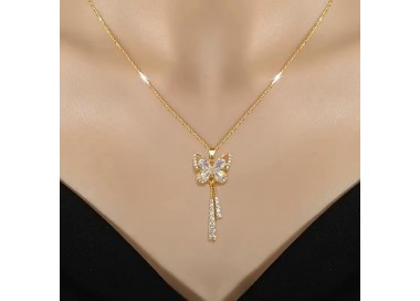 Magnifique collier en acier inoxydable